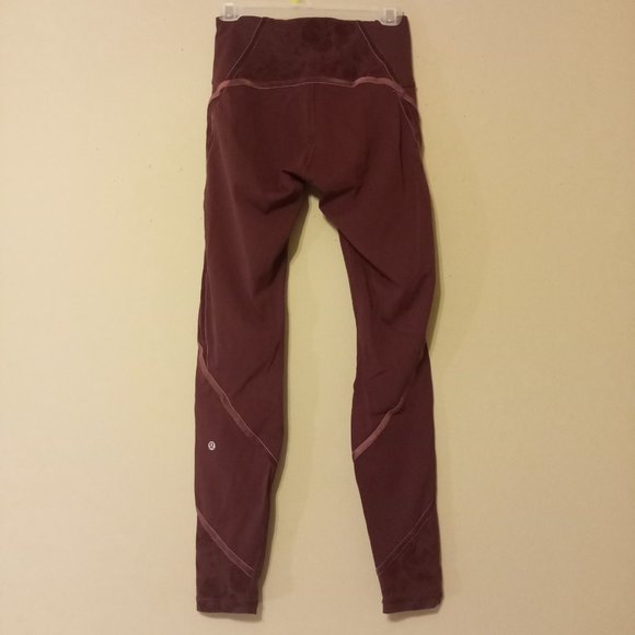 lululemon maroon floral lace leggings - Picture 4 of 9